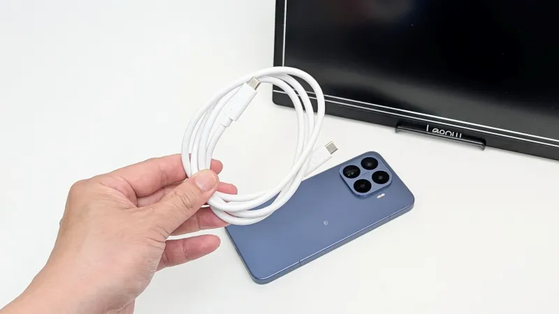 USB Type-Cケーブルは映像出力対応