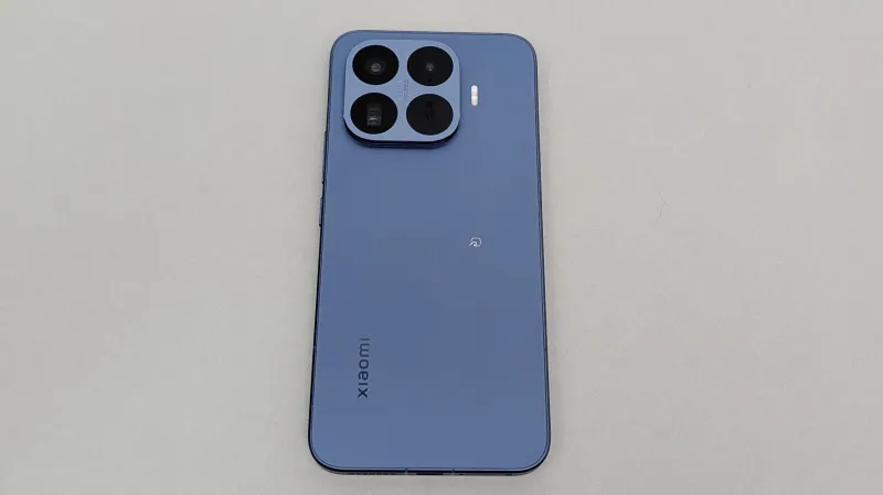 おサイフケータイ(FeliCa)&IP68防水防塵対応の安心感が魅力