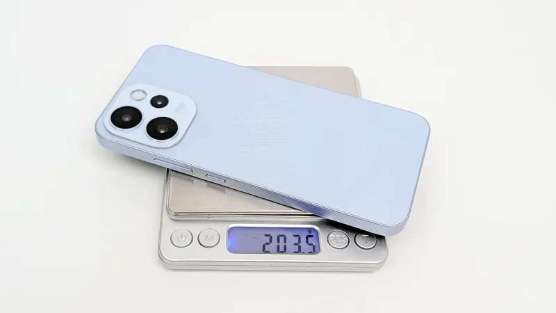 オーロラブルーの重さは実測203.5g