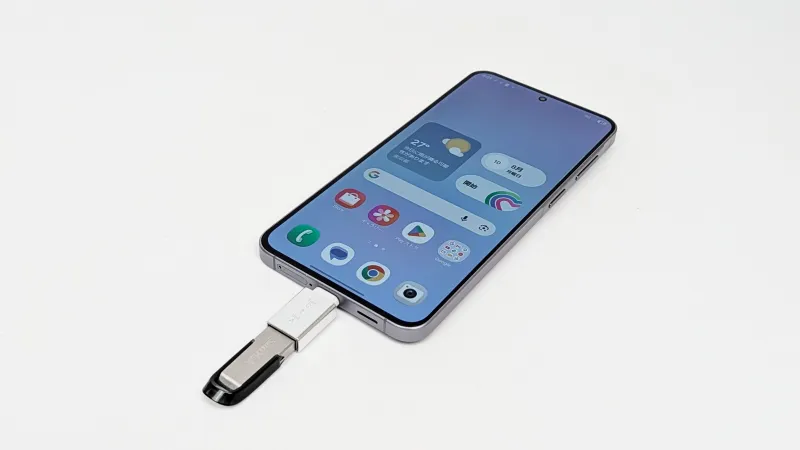 「Galaxy A57 5G」でUSBメモリが使えない場合