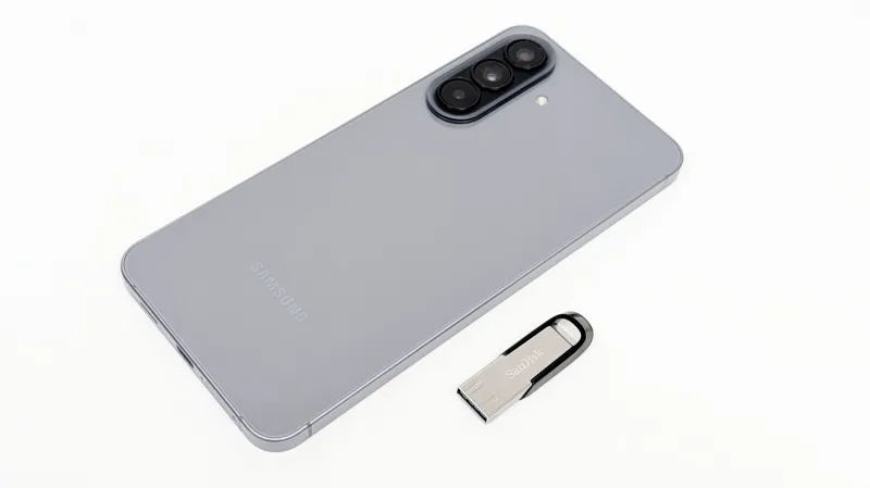 「Galaxy A57 5G」でUSBメモリを使う方法まとめ!