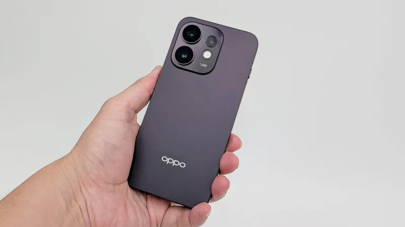 「OPPO Reno16 5G」はSnapdragon 7 Gen 4搭載のミドルハイスペックスマホ！