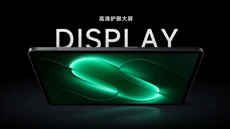 144Hz対応の11.2インチ液晶ディスプレイを搭載