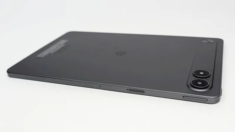 ALLDOCUBE「iPlay 80E」のサイズ・重さ