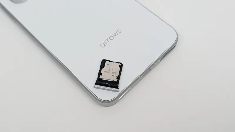 最大2TBのmicroSDカードをサポート