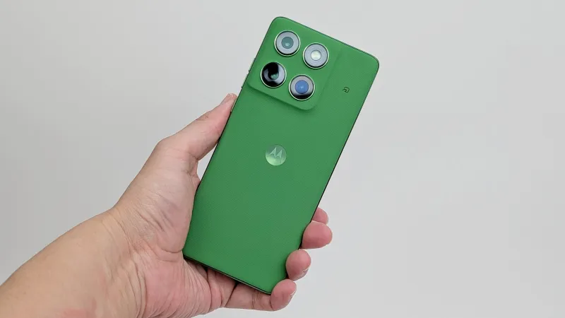 「motorola edge 60」のAnTuTuベンチマークスコアを実機で計測！