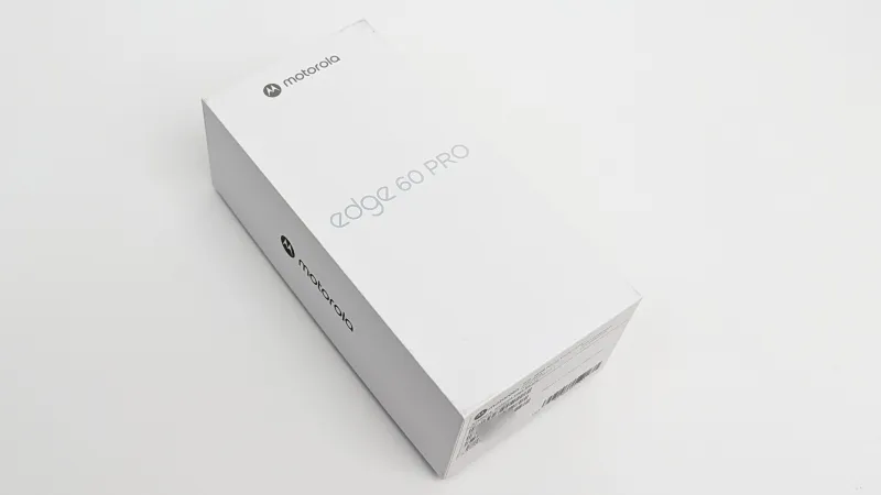 「motorola edge 60 pro」の付属品を実機でチェック！